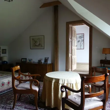 Casa di campagna Dom Lowczego Gnoyna Park