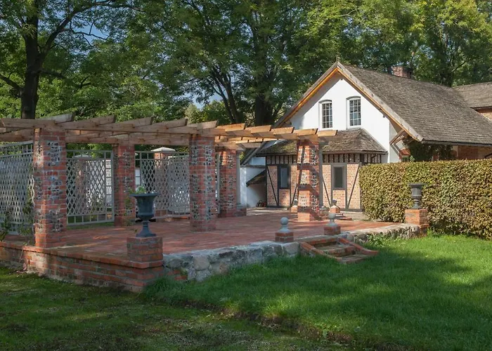 カントリーハウス Dom Lowczego Gnoyna Park ラジェヨビツェ